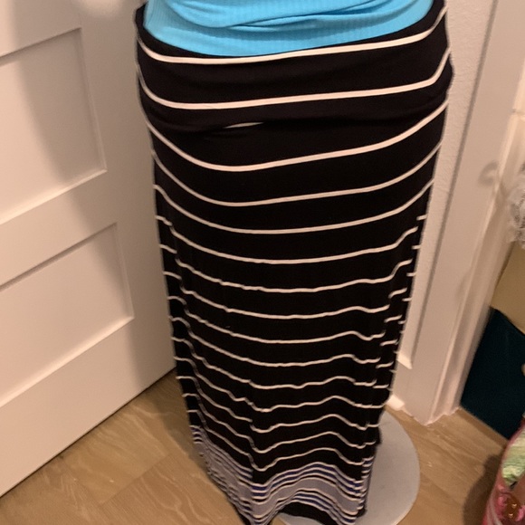 MAX STUDIO Maxi Skirt - Picture 7 of 14